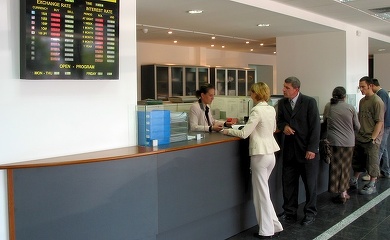 FOTO Desant sindical în România pentru a readuce ING, BRD, Raiffeisen Bank în patronatul băncilor, după retragerea anunțată de Profit.ro