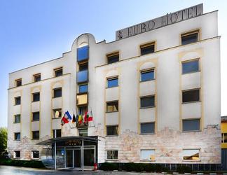 Hotel de 4 stele, pregătit să fie scos la vânzare FOTO