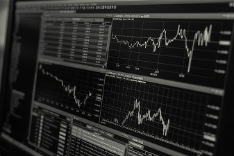 Principalele burse europene au încheiat tranzacțiile în creștere, Stoxx 600 cu 1%, după date privind temperarea inflației în SUA