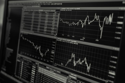 Principalele burse europene au încheiat tranzacțiile în creștere, Stoxx 600 cu 1%, după date privind temperarea inflației în SUA
