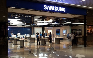 Primele imagini-spion cu Galaxy S7 și Galaxy S7 Edge