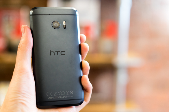Smartphone-ul HTC 10, lansat oficial cu tot cu BoomSound și UltraPixel