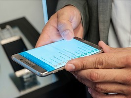 Smartphone-urile cu ecrane mari au un grad mai ridicat de utilizare a aplicațiilor, iar Android bate iOS la același capitol