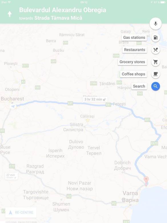Cum creezi un traseu cu puncte intermediare în Google Maps