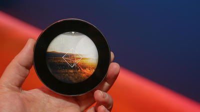 VIDEO Smartphone-ul rotund, Runcible, este disponibil pentru precomenzi