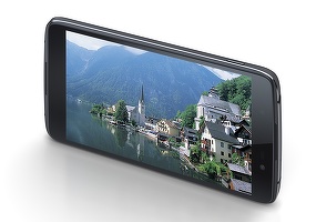 BlackBerry lansează un nou smartphone cu Android fără tastatură fizică
