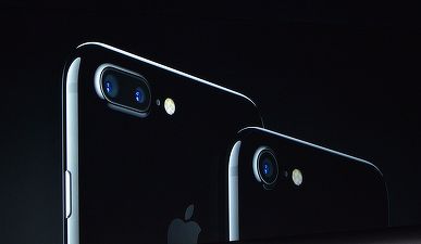 Primele rapoarte arată că utilizatorii preferă modelul Plus de iPhone 7