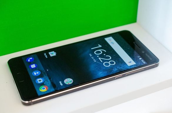 Nokia revine puternic pe piața europeană de smartphone-uri, cu trei modele dotate cu Android
