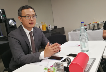 Huawei vrea să dubleze vânzările flagship-ului P10 in Romania, dar pentru volum se bazează pe zona de mijloc a pieței