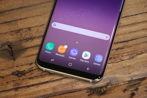 VIDEO Scanarea facială de pe Galaxy S8 poate fi păcălită cu o fotografie