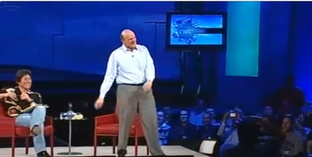 Fostul asistent al lui Bill Gates a ajuns al cincilea cel mai bogat om din lume și este aproape să îl depășească pe fondatorul Microsoft. O anomalie între bogații planetei