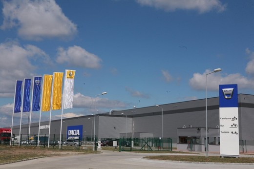 Grupul Renault recrutează 300 de oameni la târguri de joburi Angajatori de Top