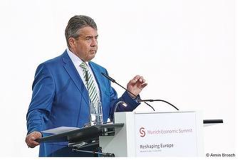 Un fost ministru și vicecancelar al Angelei Merkel devine noul lobbyist șef al industriei auto din Germania 