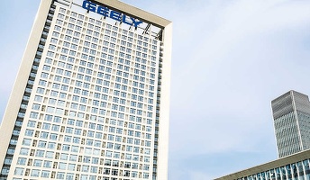 Geely va include opt uzine de motoare din China în alianța cu Renault