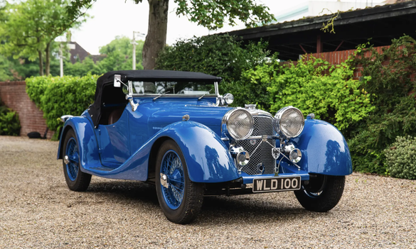 FOTO & VIDEO Un automobil Jaguar cu o istorie tulbure, creat pentru Regele Mihai și care i-a aparținut Principelui Nicolae - vândut la Londra. A supraviețuit comunismului, iar după 1989 a ajuns, pe căi necunoscute, în Ungaria și Marea Britanie 