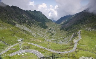 Transfăgărășanul va fi modernizat pentru a fi deschis tot timpul anului