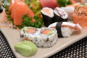 Gastronomia japoneză – o celebrare a tradiției și o fereastră mereu deschisă spre viitor