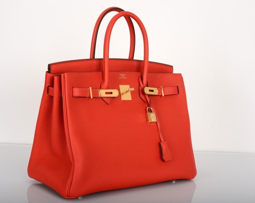 O geantă Hermes, vândută la licitație cu prețul record de 243.000 de dolari