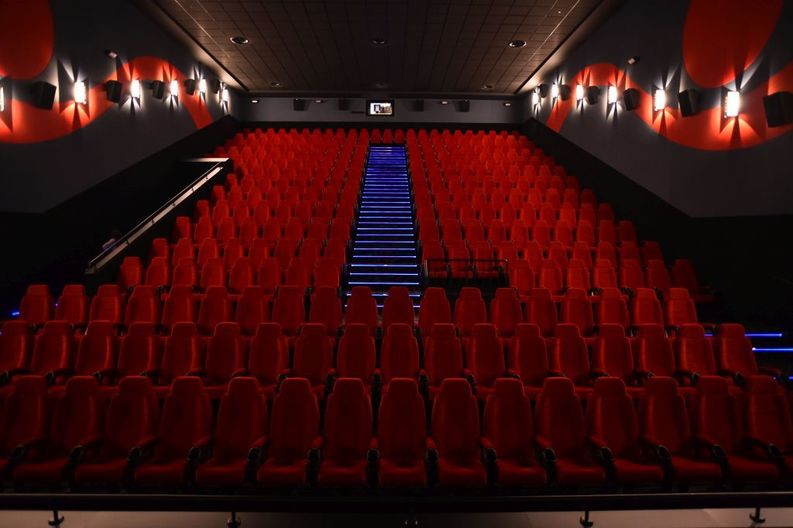 Anul trecut, România avea 338 de săli de cinema; peste 11 milioane de spectatori au mers la film