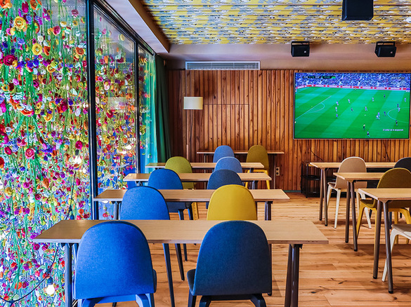 FOTO Lionel Messi și-a deschis un restaurant în Barcelona