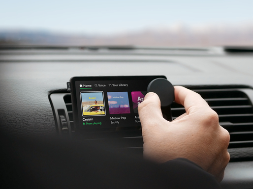 Spotify lansează Car Thing, un player audio care merge exclusiv cu propriul serviciu de streaming. Aduce oarecum aminte de epoca MP3 player-elor