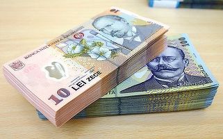 Excedentul bugetar a ajuns la 0,6% din PIB după primul semestru. Încasările din TVA au crescut cu 18%