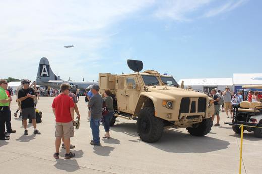 Oshkosh a câștigat contractul cu U.S. Army pentru inlocuirea Humvee-urilor