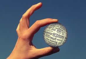 FMI: Încetinirea economiei chineze amenință economia globală