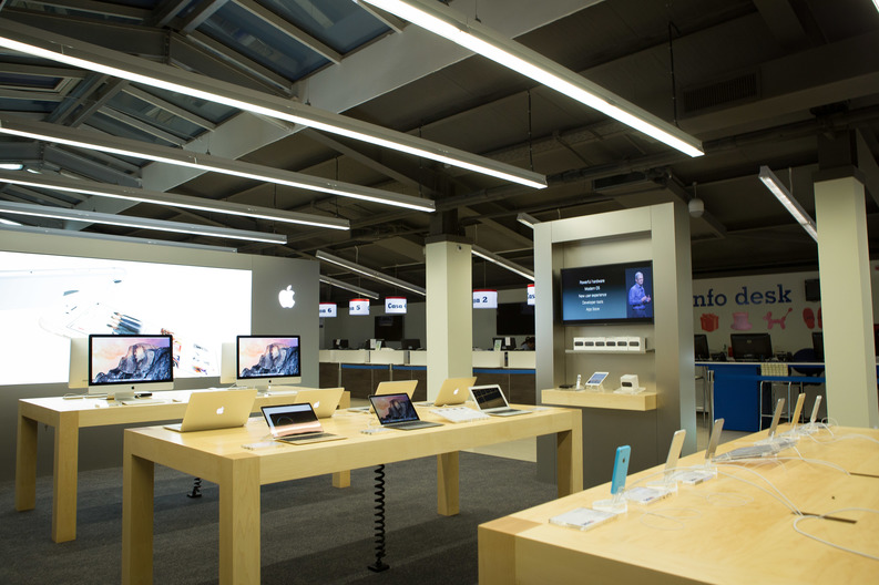 eMAG investește peste un milion de dolari și deschide în Capitală primul magazin Apple Shop