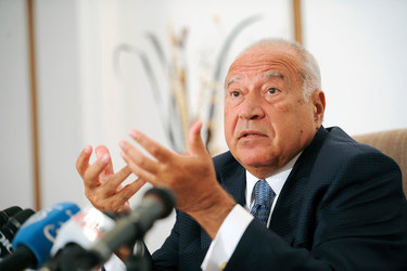 EXCLUSIV ANAF îl execută pe Dan Voiculescu prin vânzarea sediilor Antenei și a altor imobile pentru 15 milioane euro