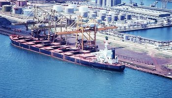 Idu Shipping & Services: Legea anti-cash împiedică plata în numerar la bordul navelor a salariilor marinarilor