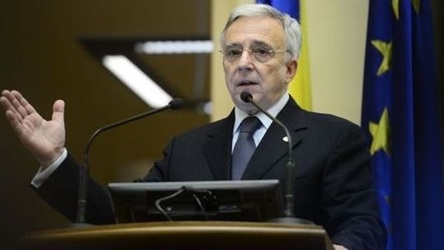 Isărescu: Sperăm ca incertitudinile interne să nu mai existe la începutul anului viitor