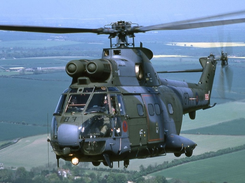 MApN își repară elicopterele Puma din dotare la IAR Brașov, contract pe 3 ani de peste 53 mil. euro