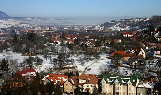 Fitch a confirmat ratingurile municipiului Brașov la ''BBB minus'', cu perspectivă stabilă
