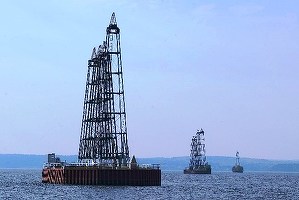 Ucraina acuză Rusia că i-a furat două sonde de foraj din Marea Neagră