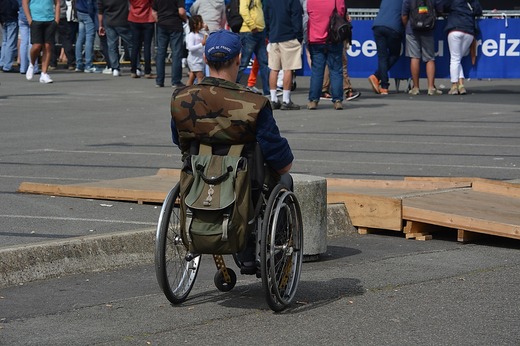 Doar 16% dintre persoanele cu dizabilități au loc de muncă, față de o medie de 50% în UE