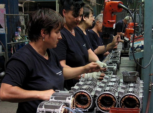 Producția industrială a crescut cu 2,7% în 2015