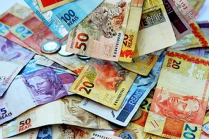 Realul brazilian a urcat la maximul ultimelor 6 luni față de dolar, după ce fostul președinte Lula da Silva a fost reținut într-o anchetă de corupție 
