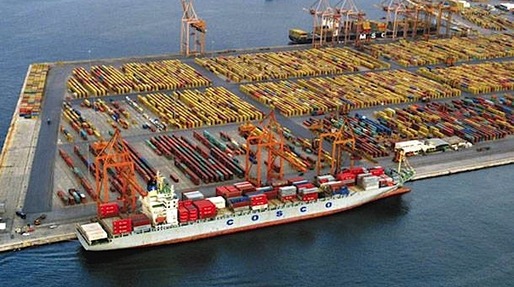 Grecia a vândut chinezilor cel mai mare port al țării pentru 368,5 milioane de euro
