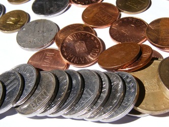 Guvernul mai întârzie cu implementarea Directivei 17 privind creditele ipotecare