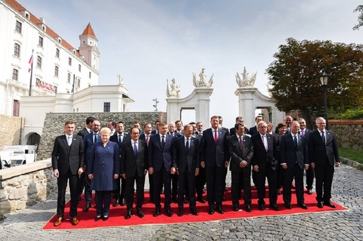 FOTO Liderii europeni, reuniți fără Marea Britanie, și-au acordat 6 luni pentru a oferi un nou suflu UE, sub leadershipul franco-german