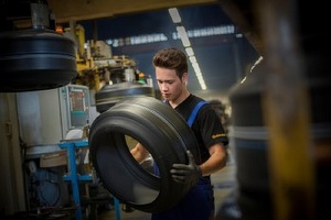 Germanii de la Continental au început recrutări pentru fabrica din Brașov. 180 de muncitori sunt chemați la interviu