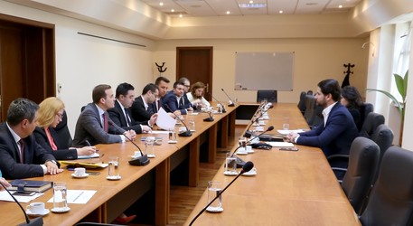 Uber a primit asigurări de la Guvern că modificările legii taximetriei nu vor afecta în nicio măsură serviciul