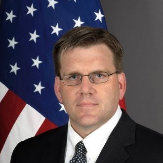 Dean Thompson, Deputy Chief of Mission, Ambasada SUA, vine la Profit Growth Forum