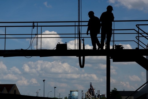 Companiile din România au pierdut 90.000 de salariați. Care sunt cele mai avantajoase domenii și județele cu cele mai profitabile firme