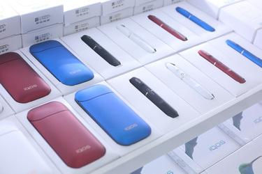 Philip Morris: "Fumatul" prin dispozitivele IQOS a atins o cotă de 1,4% pe piața tutunului din România, Top 3 Europa. Rezultatele sunt însă departe de piața din Asia