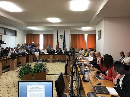 PSD majorează cu 15 miliarde lei fondurile care pot fi luate din Trezorerie pentru primării. Reprezentantul Finanțelor, surprins: Nu știu care sunt disponibilitățile în cont