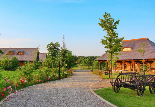 Grădina Vlahiia de lângă Lacul Snagov se vinde cu 6,8 milioane de euro