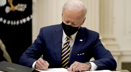 Joe Biden vrea să dubleze salariul minim în Statele Unite