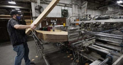 Înscrierile la șomaj în SUA scad la nivelul de dinaintea pandemiei covid-19